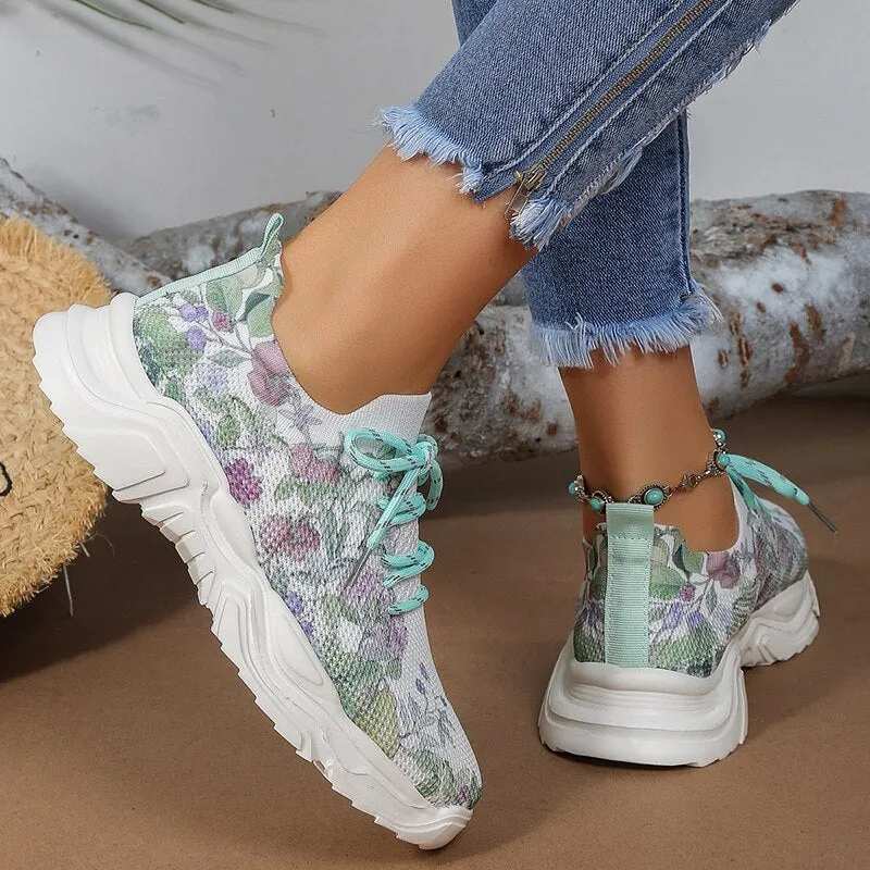 Elora | Comfort Fit | Breathable Shoe with Floral Pattern