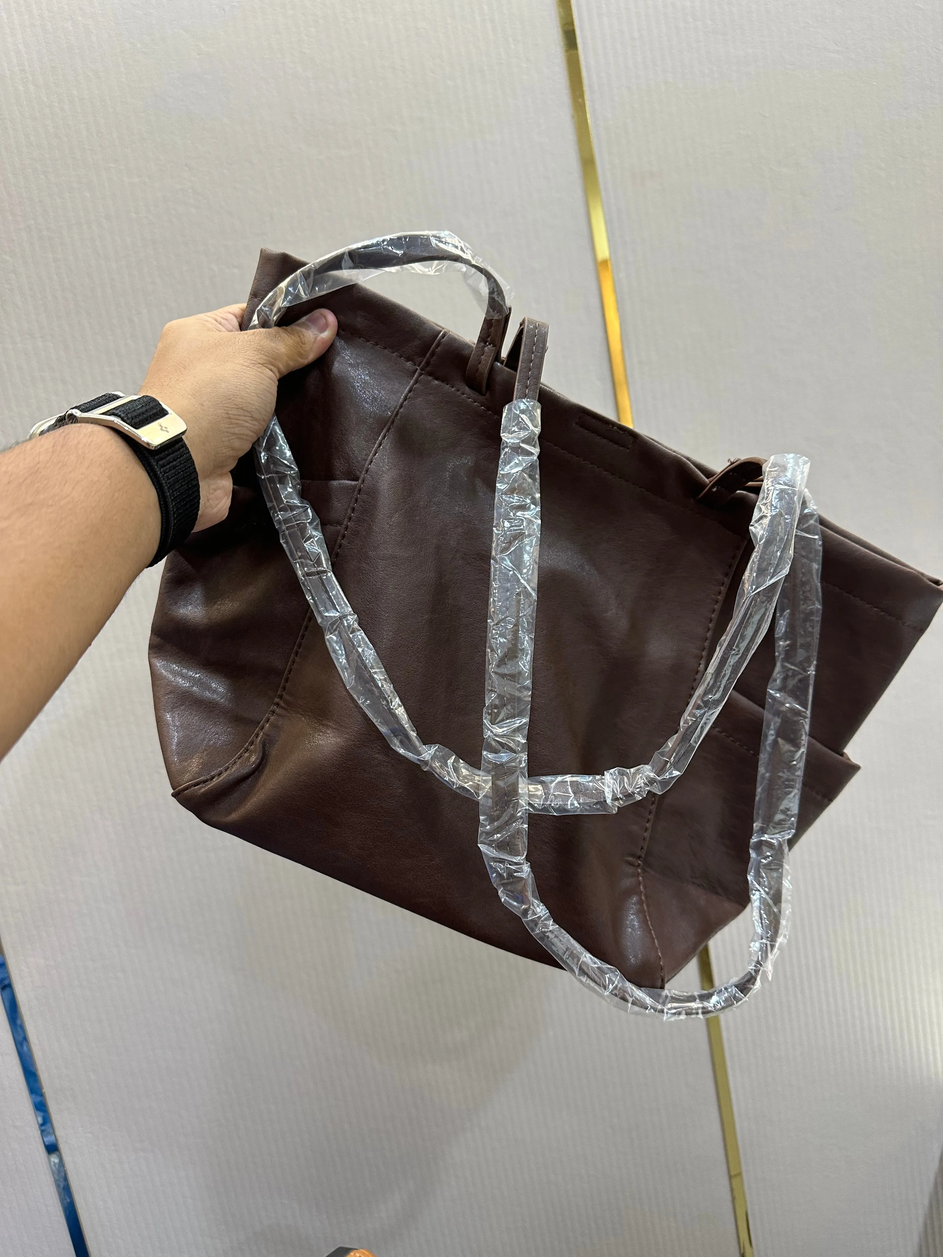 HAND BAGS - IHA 21609