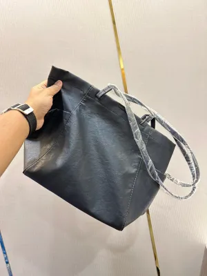 HAND BAGS - IHA 21609